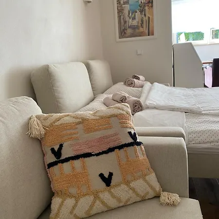 Apartmán Schoene 2-zimmer-souterrainwohnung Mit Terrasse Offenburg